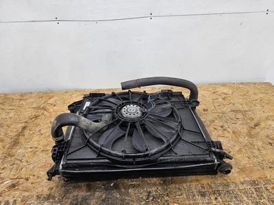 CHRYSLER 300 S AWD 15-23 OEM RADIADOR VENTILADOR DE REFRIGERACIÓN CUBIERTA MOTOR AIRE ACONDICIONADO CONDENSADOR Foto 1 de 4