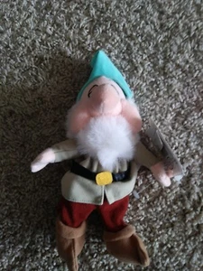 ZWERG SCHLÄFRIG Schneewittchen Disney 9 Zoll Plüsch Beanie-Neu mit Etikett - Bild 1 von 3