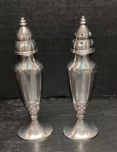 Vintage Oneida Brookline Silverplated Salt and Pepper Shakers - USA - Picture 1 of 7
