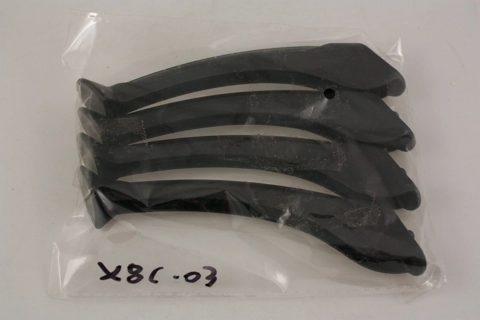 Syma X8C-03 Landing Gear (4) Landscape Black Modeling - Image 1 of 1