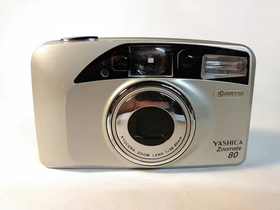 Cámara fotográfica de 35 mm de colección Yashica Zoomate 80 apuntar y disparar Foto 1 de 4