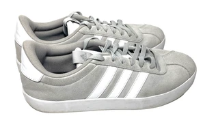 Adidas Tenis Hombre 11HWA 1Y3001 VL Court 2.0 Tostado Gamuza Rayas Blancas - Imagen 1 de 9