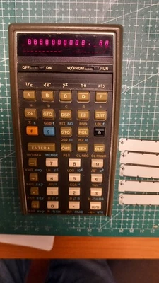 Vintage programmable calculator HP 67 - Immagine 1 di 4