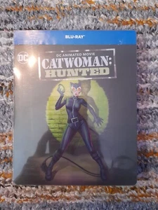 CATWOMAN HUNTED BLU RAY STEELBOOK BRAND NEW UNSEALED - Picture 1 of 9