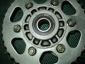 DUCATI OEM  MONSTER SS 42T 520  Rear Wheel Sprocket & HUB  SPROCKET HUB CARRIER - Foto 1 di 8