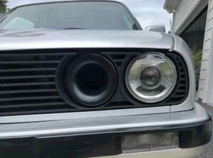 BMW E30 Headlight Air Intake Duct – 3" Cold Air High Beam Delete for Performance - Imagen 1 de 1