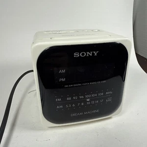 Sony Dream Machine ICF-C120 Alarm Clock Radio White Vintage Cube Style Electric - Picture 1 of 9