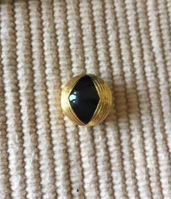 St. John Goldtone and Black Enamel Round Replacement Button - Diameter 18 mm - Image 1 of 3