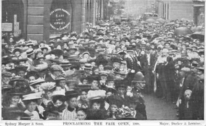 1908 BARNSTAPLE Proclaiming the Fair Open Cross Street Crowd Devon Postcard - Picture 1 of 1
