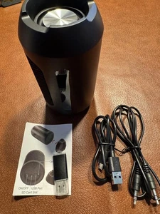 Bluetooth speaker/camera combo  - Picture 1 of 9