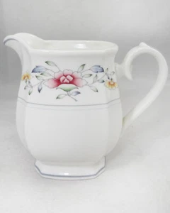 NANKING by Villeroy & Boch Creamer 4" tall NEW NEVER USED Made in Germany - Picture 1 of 4