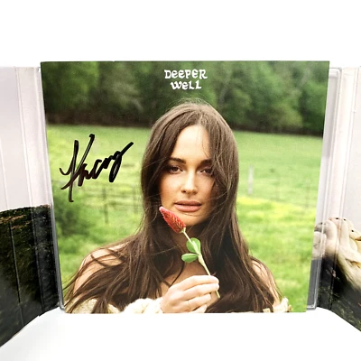 Kacey Musgraves Deeper Well CD with Signed Art Card & Foldout Poster Foto 1 de 2