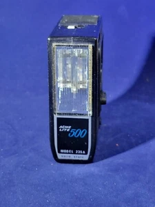 Flash appareil photo vintage Acme Lite 500 modèle 235A - Photo 1/10