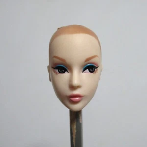 1/6 Doll Head OOAK Face Model Defect - Picture 1 of 9