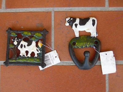 SOTTOPENTOLA IN GHISA  + APPENDI ASCIUGAMANO CON DECORAZIONE MUCCA - Immagine 1 di 4