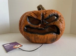Molde soplador 12" LED podrido calabaza Jack o linterna llameante Halloween Home Depot - Imagen 1 de 9