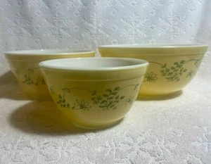 Retro PYREX '81-6 Shenandoah-Wintergreen 3-Bowl-Set OW MG Nesting Mixing Bowls - Picture 1 of 12
