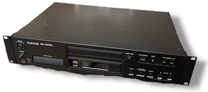 Tascam CD-200iL Rackmount Professional iPod/CD Combo Player w/ Mounting Brackets - Picture 1 of 7