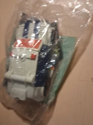 Transformers Cybertron Burger King Kid's 2005 toy Never Opened - Image 1 of 3