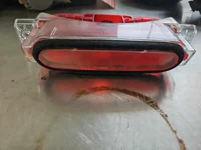 2006 Mazda RX8 Oem Rear Thurd Brake Lamp Highmount - Imagem 1 de 4