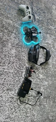 Cinebot30(ELRS),DJI 03, Commando8 V2 ELRS, 4 Stück 6s LiHV 1100mAh, Toolkit M6D - Bild 1 von 4