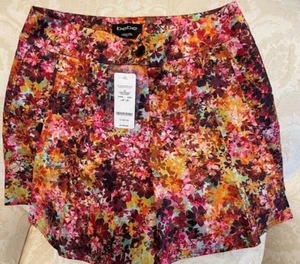 Bebe High Waisted Easy Shorts Floral Lined Pockets Sz 4 NWT retail 79 - Picture 1 of 5