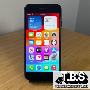 Apple iPhone SE 3rd Gen 2022. 128GB, Midnight, A2783 - Cracked - Picture 1 of 20