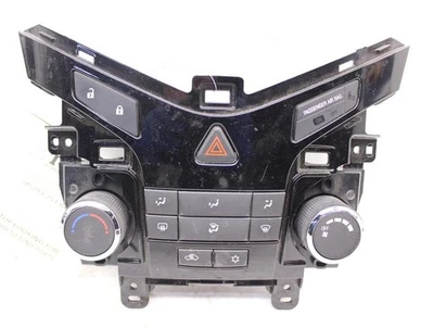 CONTROLES DE TEMPERATURA Chevrolet Cruze Orlando 2011 11 2012 12 95017054 919424 Foto 1 de 4