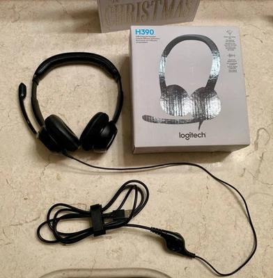 Logitech H390 Over-Ear Comfort USB Computer Headset w/Noise-Canceling Microphone - Image 1 of 4