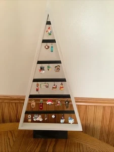 Vintage Holz Display Baum mit 21 Punzen Miniatur Ornamenten - Bild 1 von 12