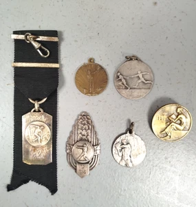 Lot 5 MEDAILLES Sport 1 Badge Medaillon Art Deco Lancer Poids Circa 1950 O43 - Imagen 1 de 14