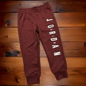 *AIR JORDAN* kids jogger sweatpants (GYM RED HTR) (XS 3-4 YEARS) - Picture 1 of 7