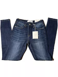 KanCan Women's 3/25 Skinny Mid Rise Blue Stretch Juniors Jeans NWT - Picture 1 of 5