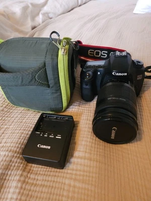Canon EOS 60D DSLR Camera w/  18-200 Lens, Charger, and Osprey Travel Case - Image 1 of 4