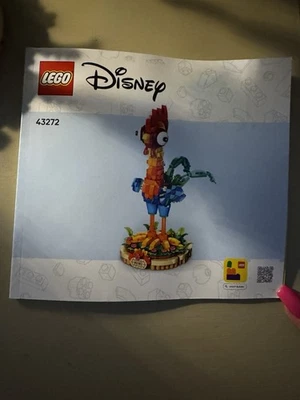 LEGO Disney Heihei (43272) Moana Figure Complete Set - Image 1 of 4