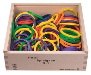 Jouet en Bois Fröbel Don 9-1 Anneaux 60mm Lxlxh 220x220x75mm Neuf Corps - Photo 1 sur 1