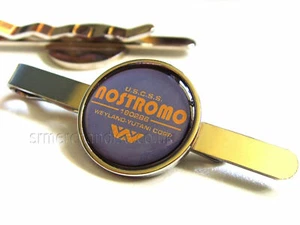 ALIENS ALIEN WEYLAND-YUTANI U.S.C.S.S. BADGE NOSTROMO TIE SLIDE GRIP PIN BAR - Picture 1 of 8