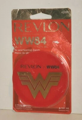 REVLON WONDER WOMAN LOGO DC COMICS SUPERHERO COMPACT PURSE MIRROR WW84  - Image 1 of 3