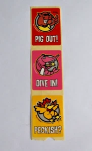 LOTE DE PEGATINAS Walkers Crisps Set Pequeño Pollo, Tocino Ahumado Gamba Cóctel De Colección - Imagen 1 de 2