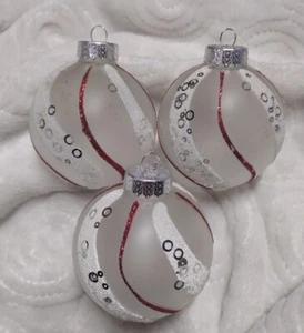 3 Vintage G&B Glas Weihnachtsschmuck rot & weiß Streifen Glas Ornamente - Bild 1 von 8