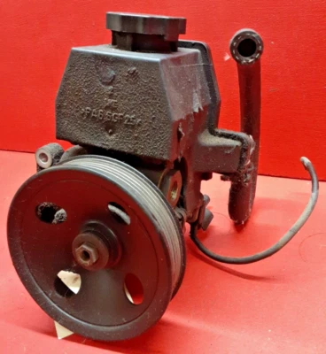 Conjunto de bomba de dirección asistida Mercedes C280 1996 1997 2,8 L 3,6 L 002-466-21-01-81 Foto 1 de 4