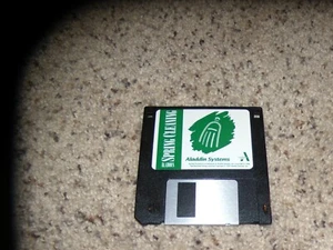 Aladdin Spring Cleaning 3.5" disk for Macintosh  - Picture 1 of 2