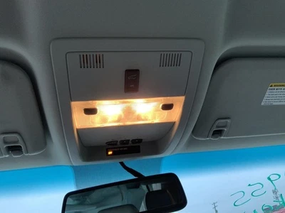 Roof Console With Sunroof OEM 12-14 SUBURBAN 1500 1314850 - Image 1 of 4