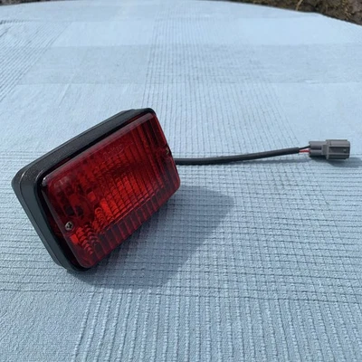 Aston Martin AMV8 Britax противотуманная лампа 37.15638 или 37-15638 новый - Изображение 1 из 4