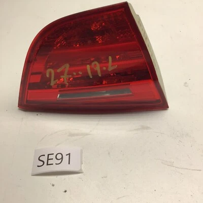 2009-2011 BMW 323I 328I 335I E90 LCI TAIL LIGHT LEFT  INNER LH OEM - Imagem 1 de 4