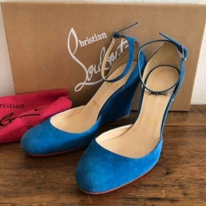 Christian Louboutin Heel Pump Blue Suede Heel9cm Size35.5 US5.5 - Picture 1 of 7