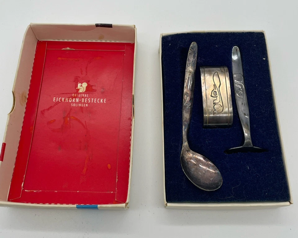 Primer juego de cubiertos vintage para bebé Foto 1 de 4