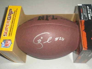 GIO GIOVANI BERNARD Firmado Wilson FÚTBOL Autógrafo UNC Tacones Alquitranados GRAN REVENTÓN - Imagen 1 de 2