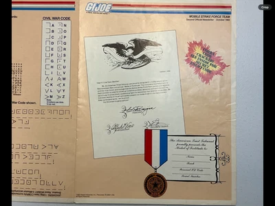 Vintage G.I. GI Joe 1982 Lote 3.75 ARAH Mobile Strike Force Boletín Oficial Foto 1 de 4