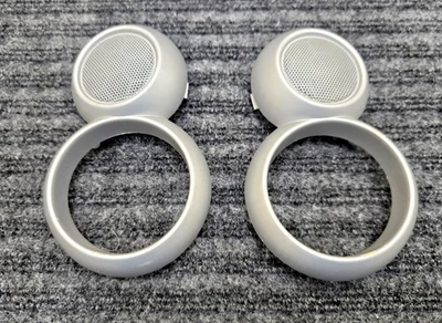 Par de cubiertas de tweeter de altavoz panel de puerta izquierda derecha Mini Cooper 02-06 plateadas OEM Foto 1 de 4